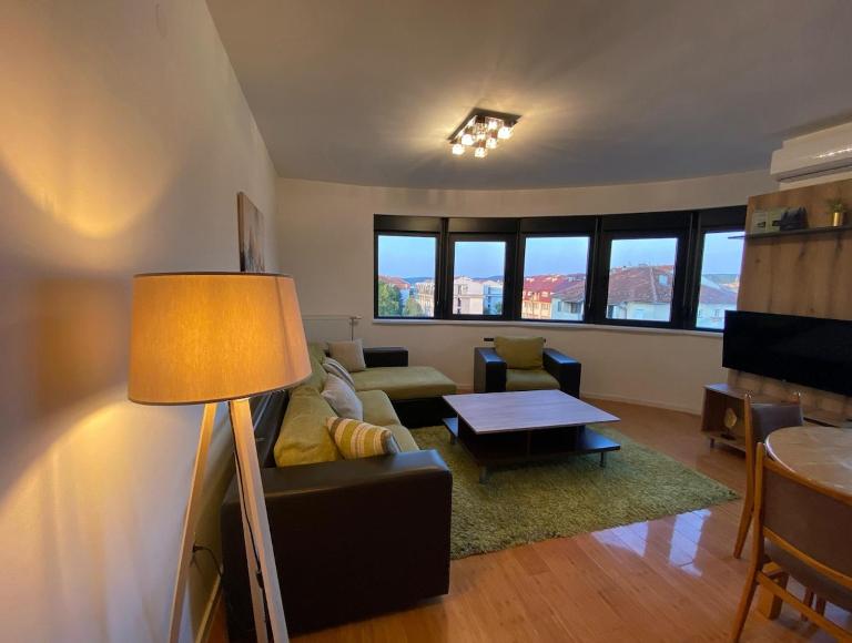 Panoramic View Apartment - B&B Kragujevac