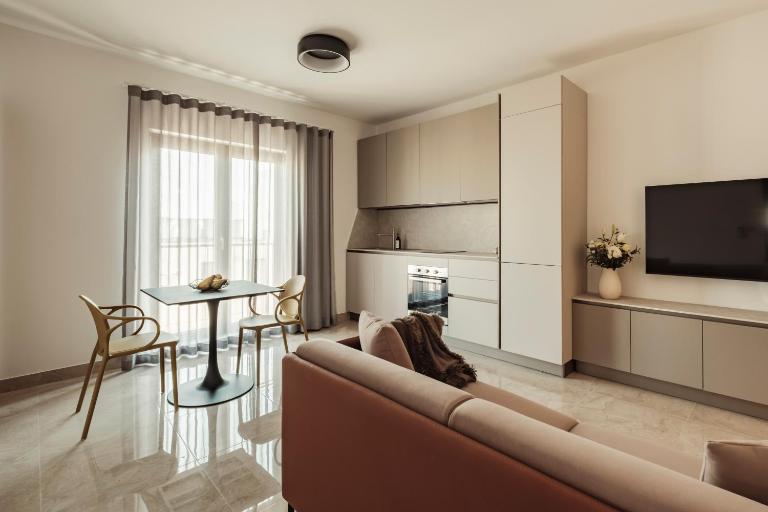 Mozart's Melody - B&B Imsida