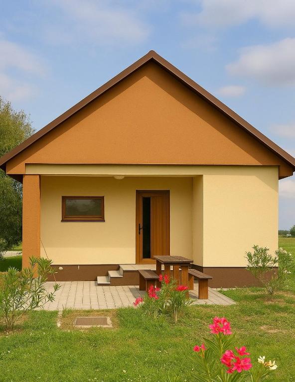 Domček Lodenica - Bed and Breakfast Šintava