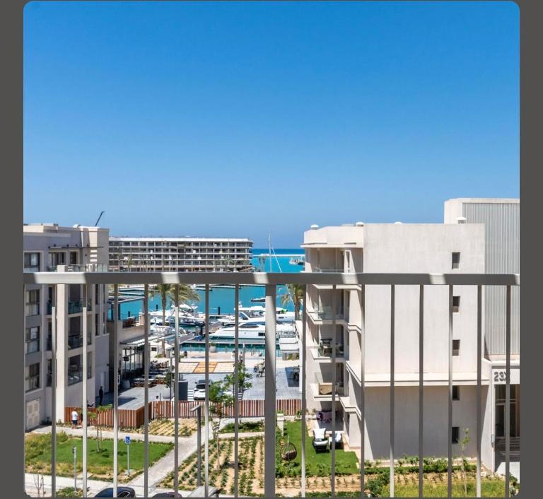 Delightful 3 bedrooms chalet in Marassi Marina 2 - B&B El Alamein