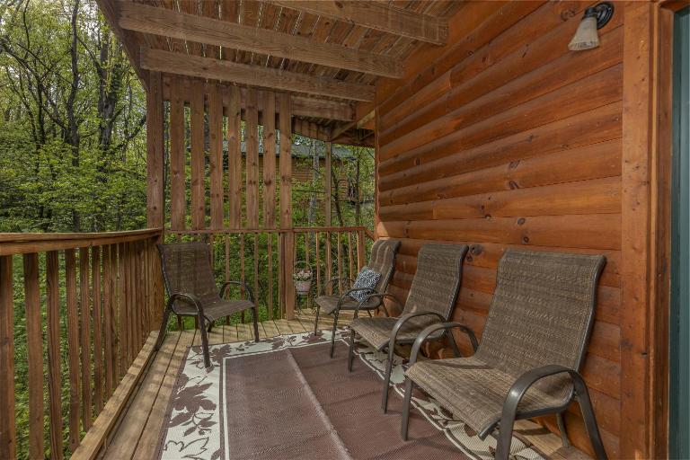 A Moment In Time by American Patriot Getaways - B&B Pigeon Forge
