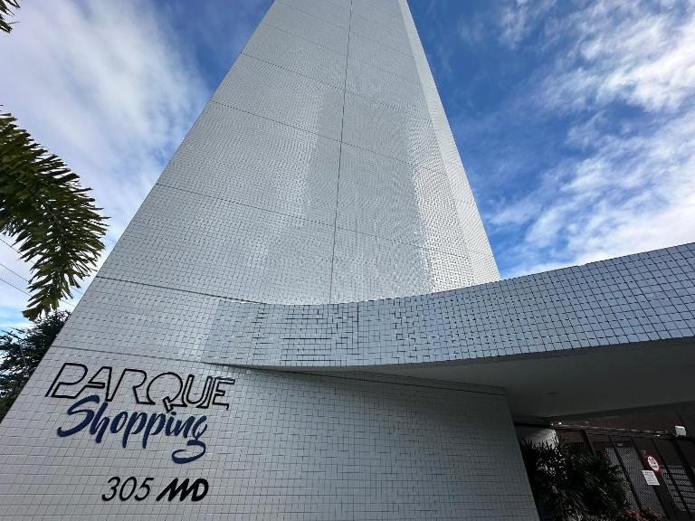 Parque Shopping - Flats Deluxe no Pina Recife por Yolo - B&B Recife