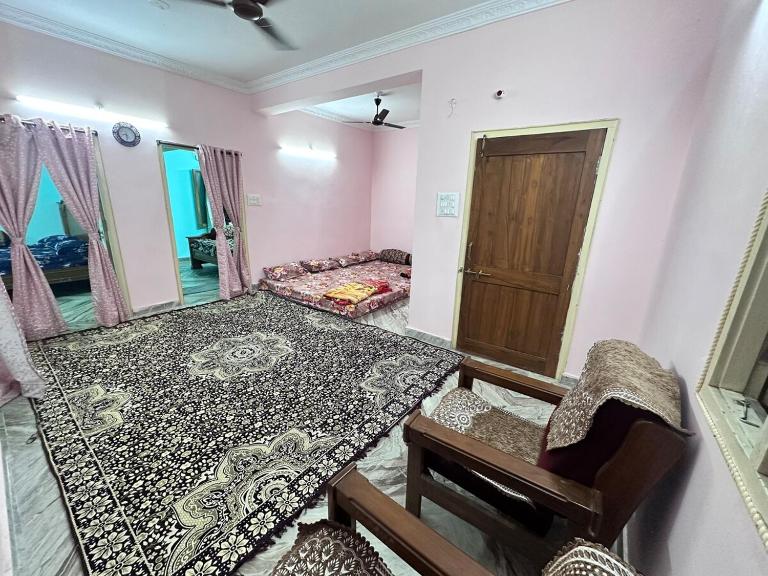 Galaxy Apartment - Ferienwohnung Hyderabad