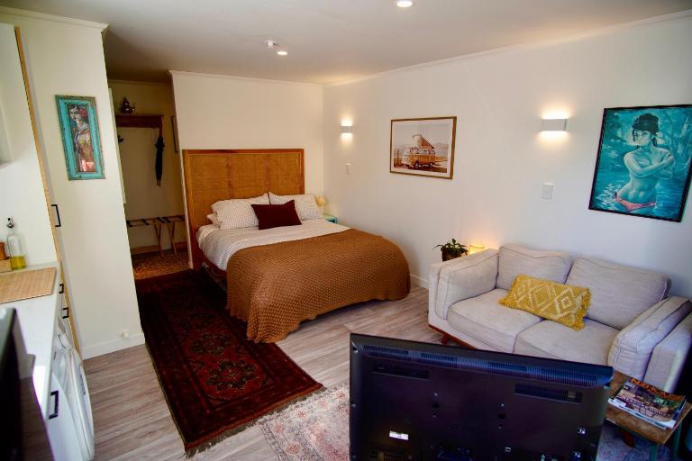Top of the Trail - B&B Napier