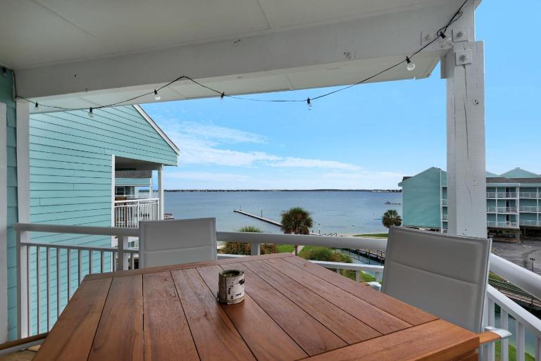 Baywatch C10 - B&B Pensacola Beach