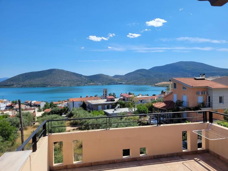 Lovely house with amazing views - Chambres d'hôtes Chalcis