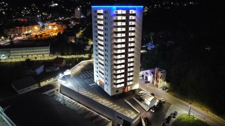 SkyDeck8 - B&B Cazin