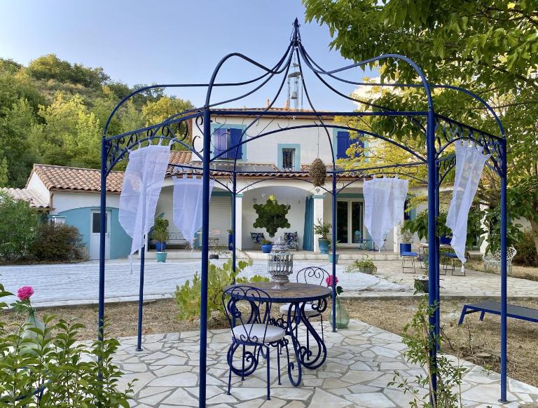 Nuits Colibri, rose poudré & bleu pastel - Bed and Breakfast Fozières