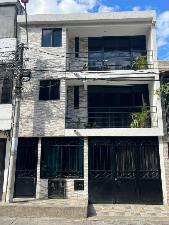 Primavera house - Habitaciones Full amobladas - B&B Ibague