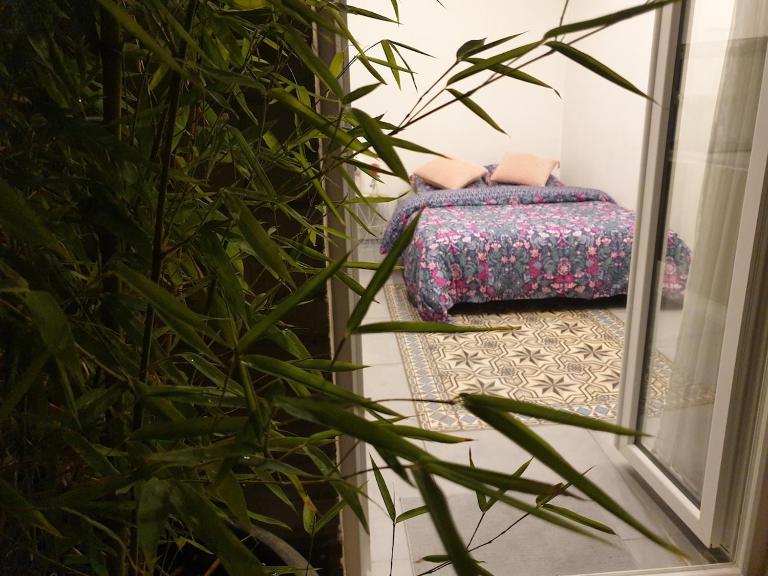 Studio Cosy au bord du Canal "Proche Gare & CDG - Paris - Parc des Expos" - B&B Sevran