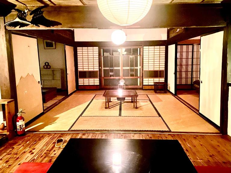 KOMINKA guest house - Chambres d'hôtes Ōmachi