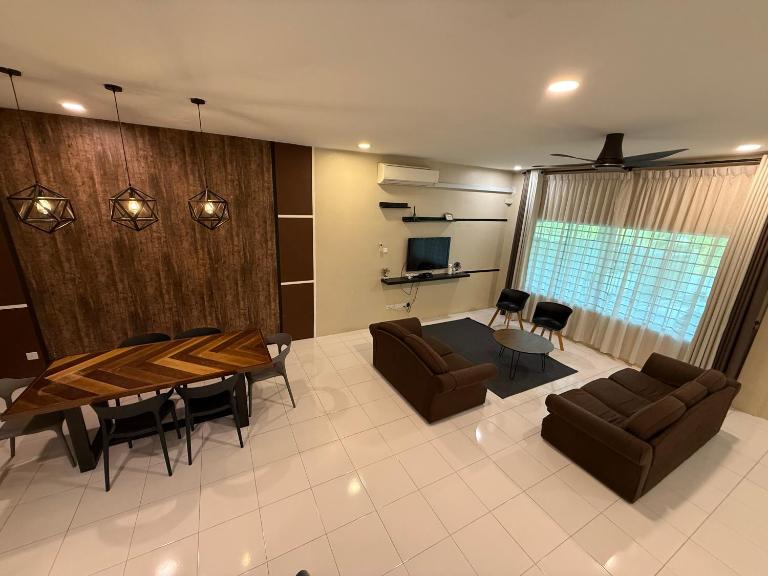 Alamanda Homestay Kuching by Mimpi B&B - Chambres d'hôtes Kuching