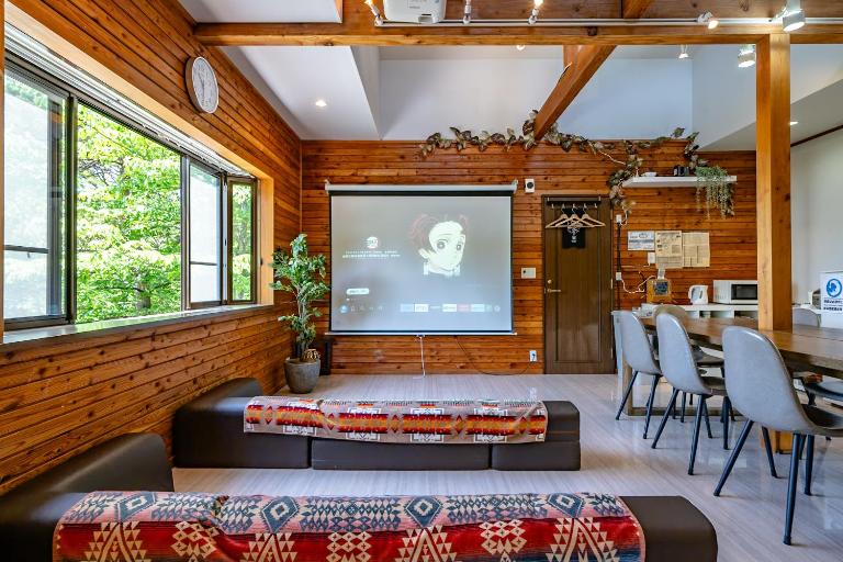 Private hot-spring Villa in Kusatsu #projector - B&B Kusatsu