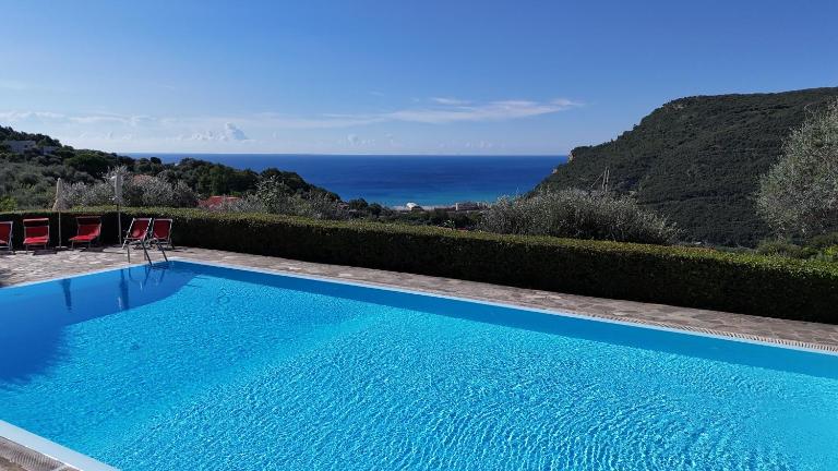 Blue Sea House - B&B Finale Ligure