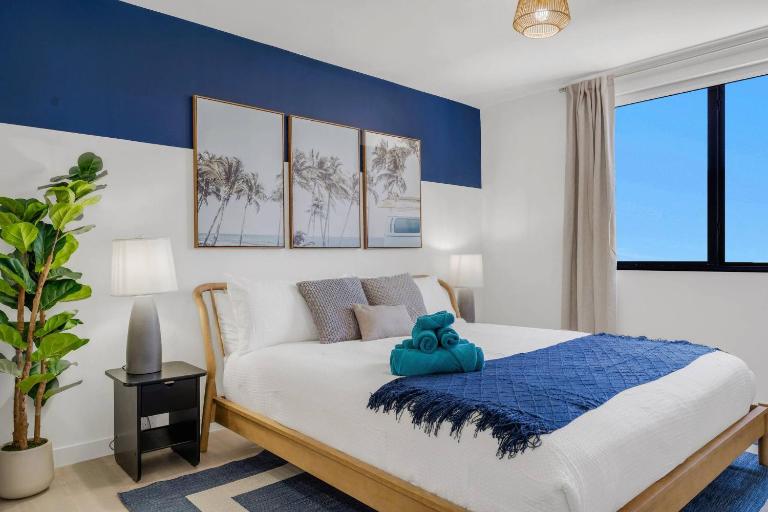 Spacious 3BR Condo With Rooftop Pool & 2 Parking - Chambres d'hôtes Hollywood