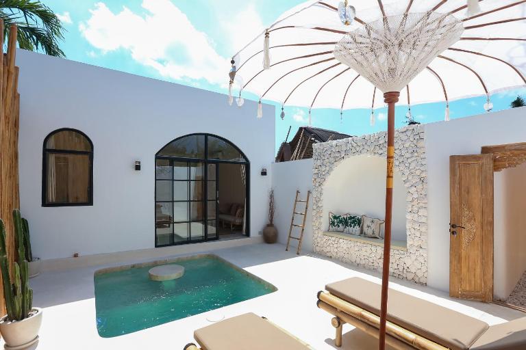 The Lost Island- Luxury Private Pool Villas - B&B Gili Trawangan