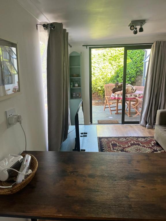 Studio cottage in Greenside - B&B Johannesburg