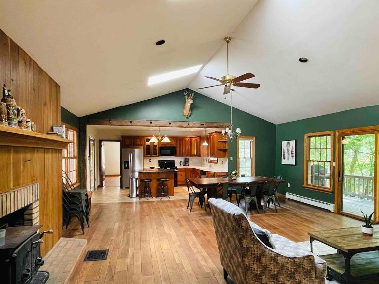 Hidden River Lodge at Hawk Mountain - Ferienwohnung Orwigsburg