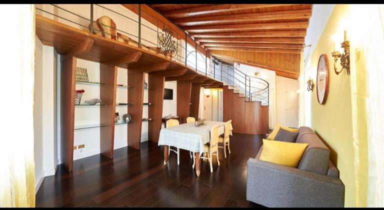 P&P Attico Apartment - B&B Bergamo