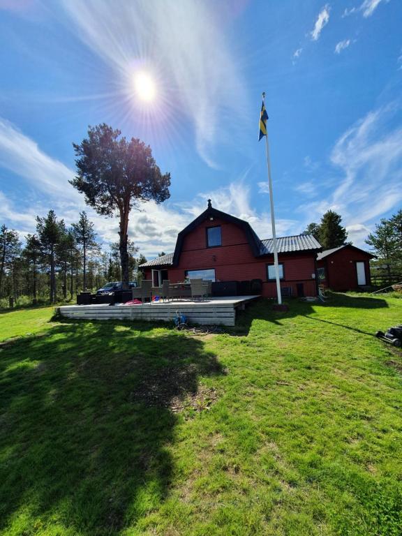 Camp Caroli Villa Aurora - Chambres d'hôtes Jukkasjärvi