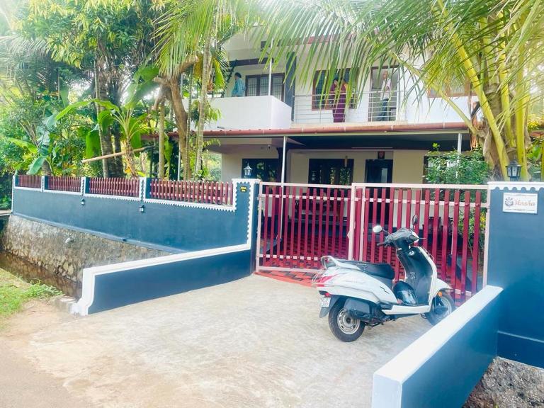 Home Stay in Pallikunnu, Kannur - B&B Kannur