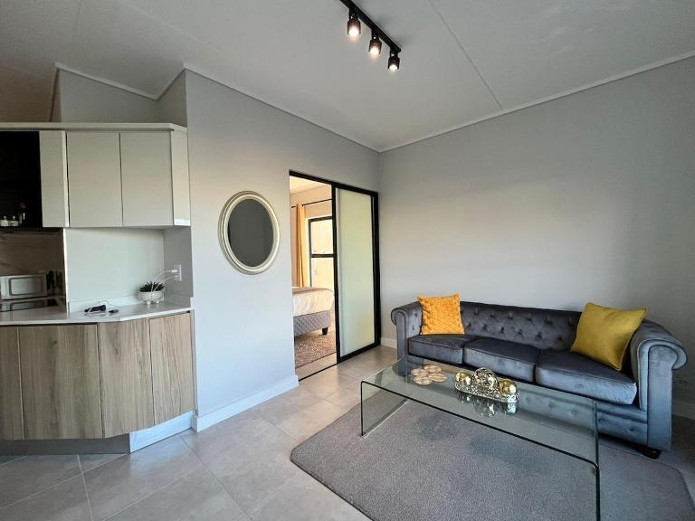 AlimamaSpaces The Chelsea's Munyaka - Chambres d'hôtes Midrand