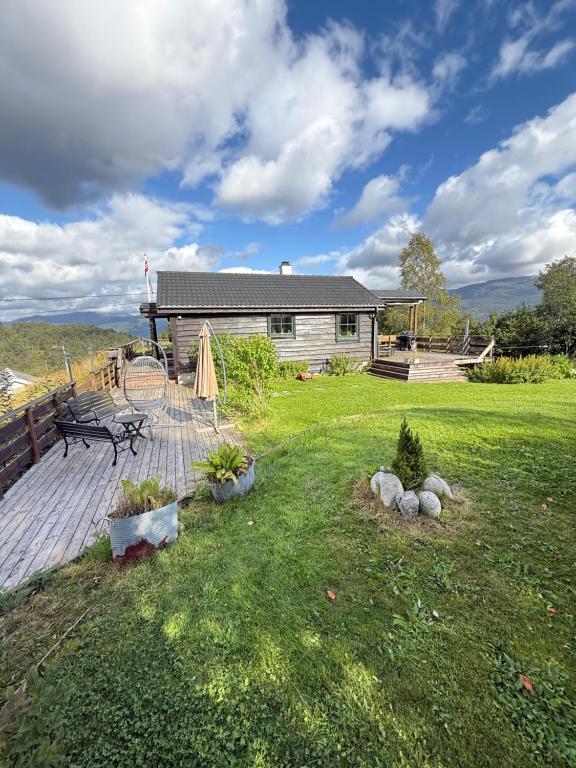 Beautiful Fjord Cabin near Bergen with Boat and Private Garden - B&B Litangen