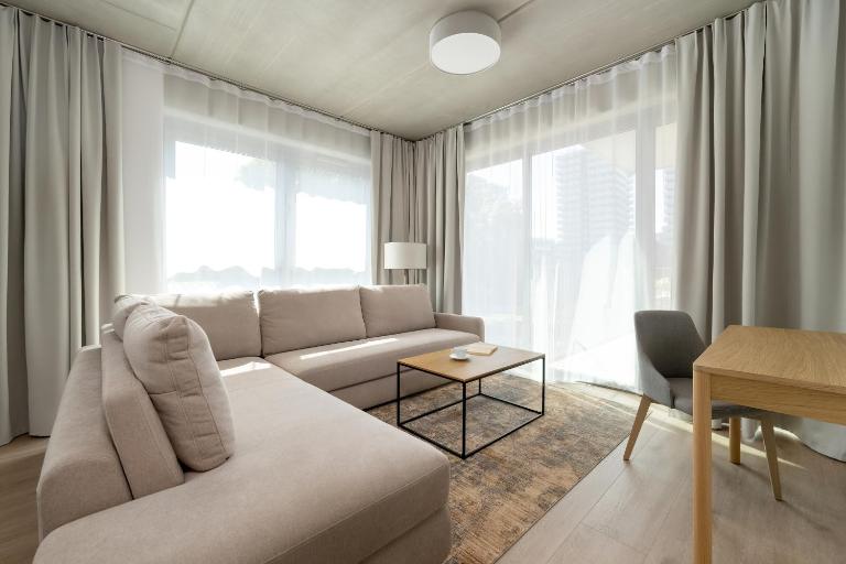Luxury Apartments with Parking and Air Conditioning near Wrocław City Center by Renters Prestige - Ferienwohnung Wroclaw