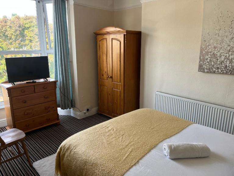 101 - Room 5 - Uplands - Ferienwohnung Scleddau