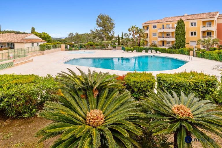 Apartment in Les Issambres in a holiday residence - B&B Les Issambres