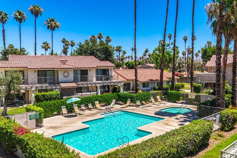 Quaint & Serene in Mesquite CC - Chambres d'hôtes Palm Springs