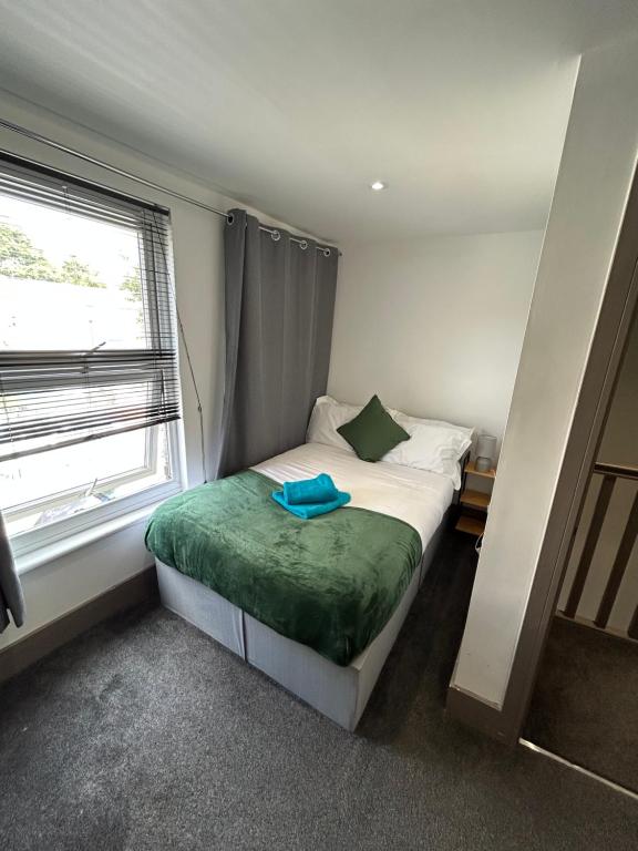 Saunders Lodge 4bedroom house sleeps up to 6 - B&B Gillingham