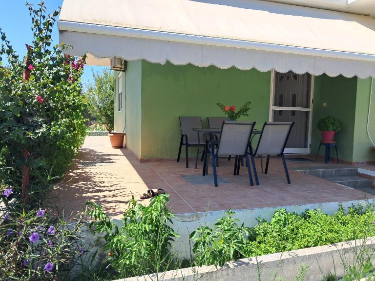 Galinis Rooms - B&B Paradeisi
