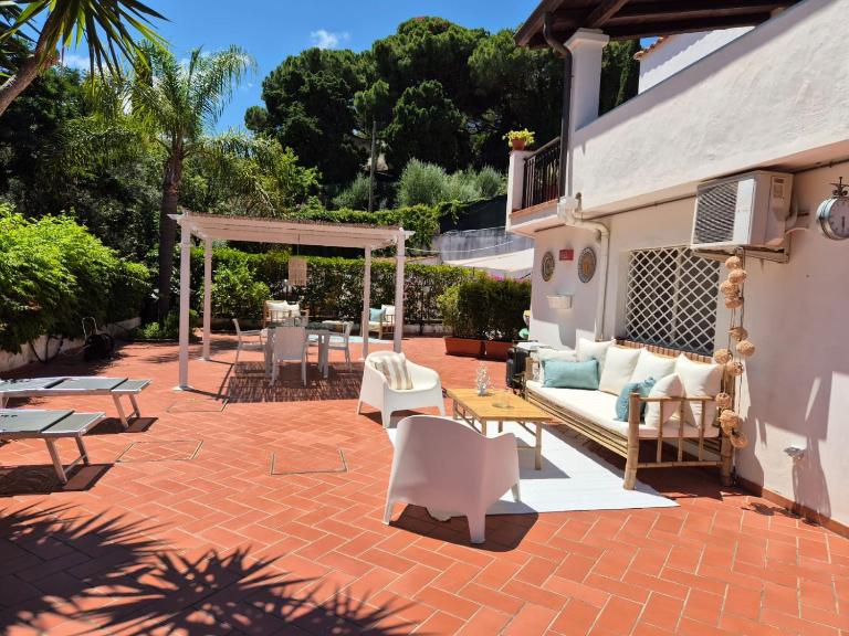 Villa Zio Ciccio - Bed and Breakfast Capo d'Orlando
