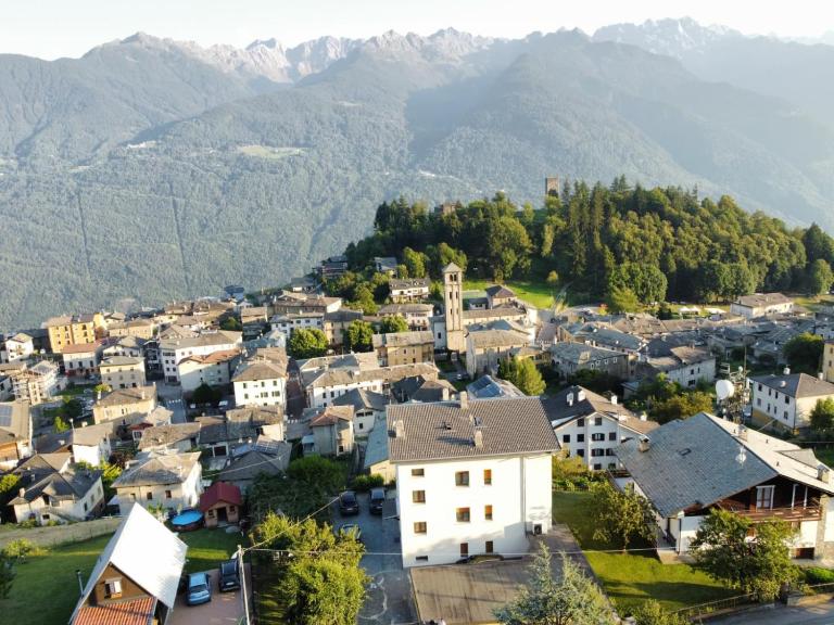 The View 1 - B&B Teglio