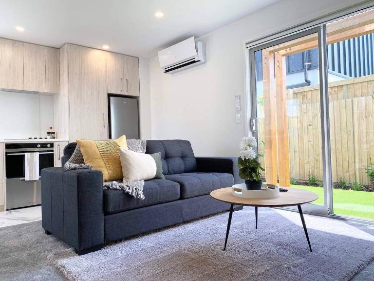 Salisbury Townhouse with Courtyard and Workspace - Bed and Breakfast Christchurch
