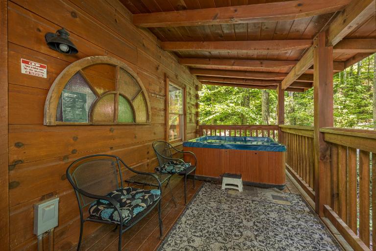 Wild At Heart Wears Valley by American Patriot Getaways - B&B Pigeon Forge