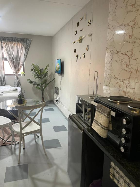StayEasy in Maboneng - B&B Johannesburg