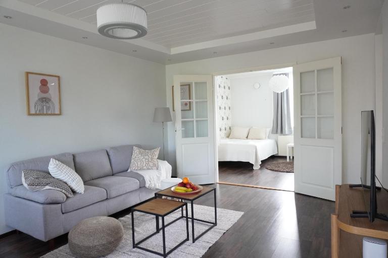 Near Santa Village With Terrace and Free Parking - Ferienwohnung Rovaniemi