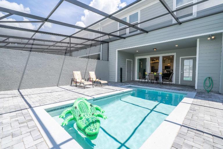 Magical 5BR w Pool Minutes from Disney 16140 - B&B Orlando