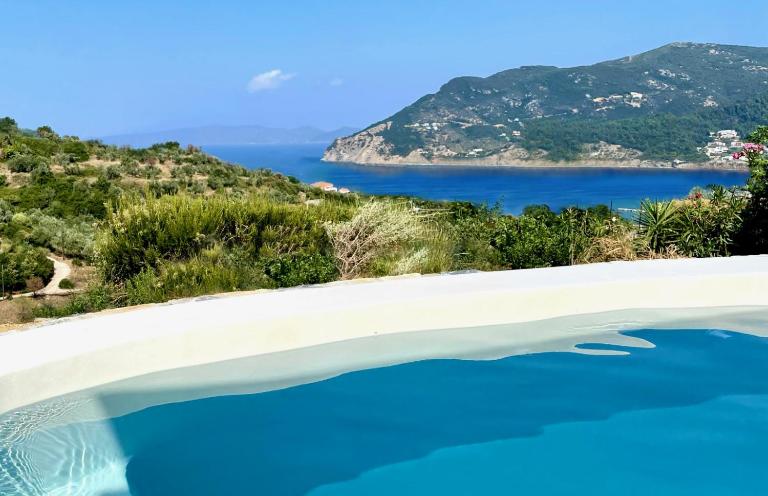 Romantic Pergamonto Cottage with Private Pool & Sea View - Ferienwohnung Skópelos