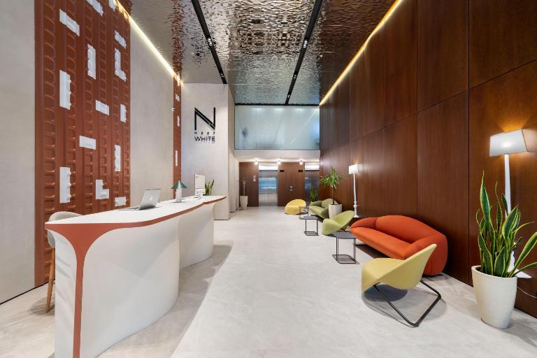 Next White Aparthotel OFFICIAL - B&B Batumi