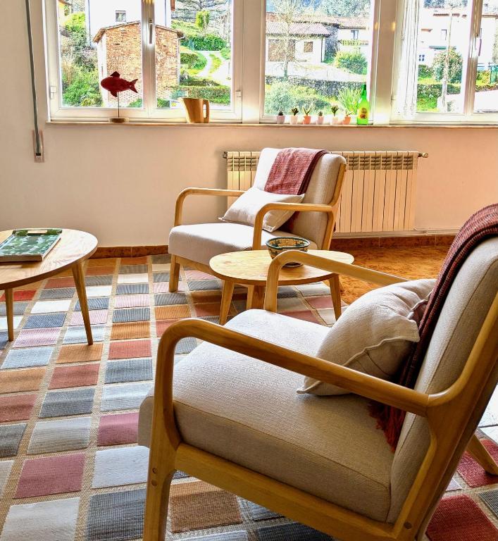 Casa Mariquina - spacious home between beaches and mountains - B&B Vibaño