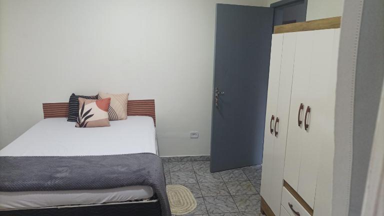 Quarto casal 02 - Bed and Breakfast Curitiba