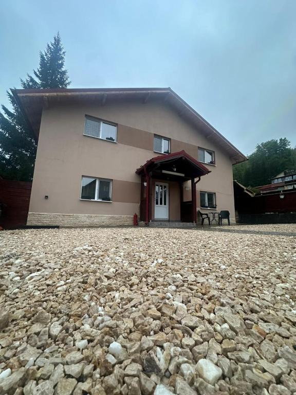 Azuga Home - Chambres d'hôtes Azuga