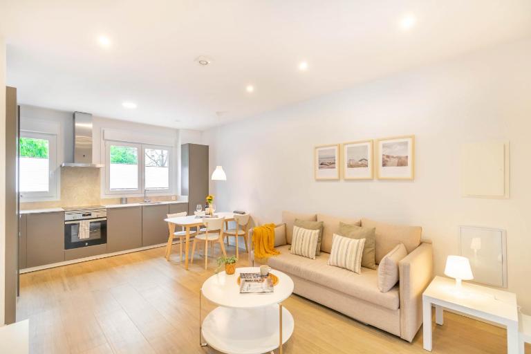 Gran apartamento tipo loft a 15 minutos del centro - B&B Pamplona