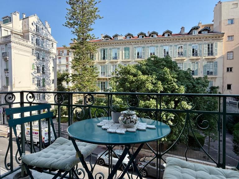Appartement niçois au coeur du triangle d'or - Ferienwohnung Nizza