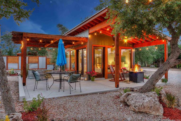 Twisted Horns Ridge and Ranch - Bed and Breakfast Hondo