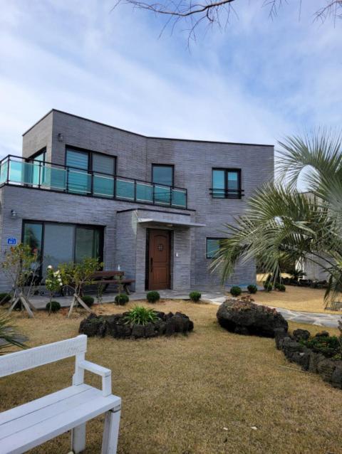 제주힐타워펜션 - B&B Jeju City
