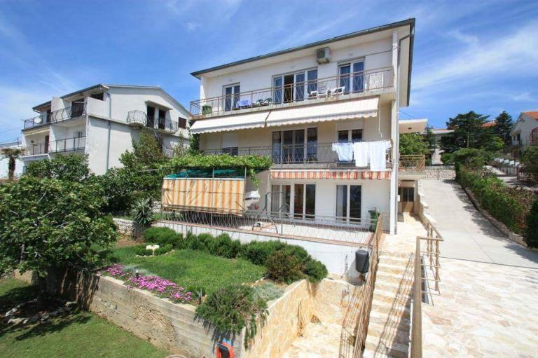 Apartman Pako i Ivano - B&B Novi Vinodolski